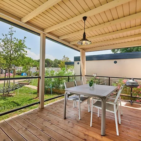 Stella Maris Mobile Homes 4*