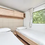 Stella Maris Mobile Homes 4*