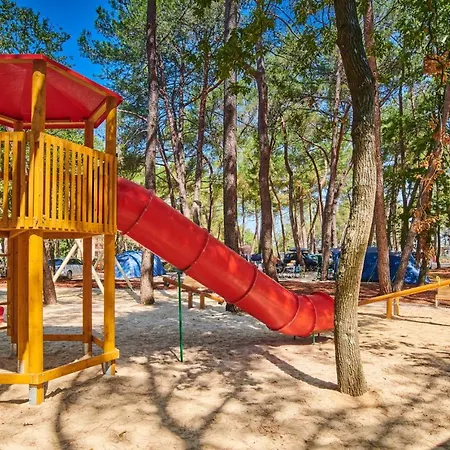 База отдыха Stella Maris Mobile Homes 4*