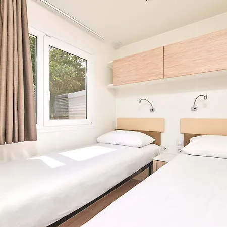 Stella Maris Mobile Homes 4* Умаг