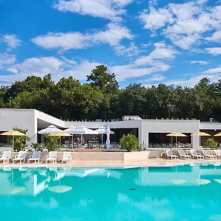 Stella Maris Mobile Homes 4* Умаг