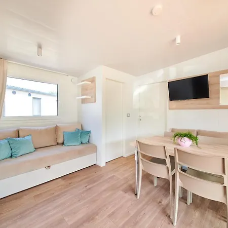 Stella Maris Mobile Homes Semesterpark 4*